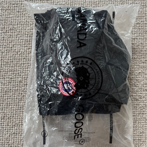 Canada Goose Freestyle Vest Small - Picture 2 of 6